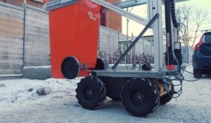 Cette poubelle se vide seule dans le camion-benne sans éboueurs !