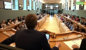 L'Avenir - Des étudiants visitent le parlement de Wallonie