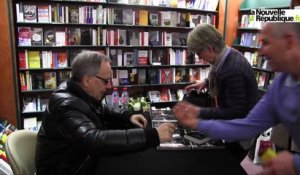 VIDEO. Blois : Fabrice Luchini fait son show en dédicace