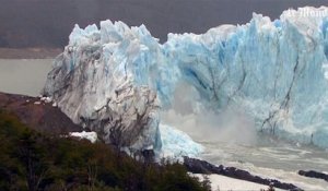 Argentine : l'effondrement spectaculaire d'un glacier