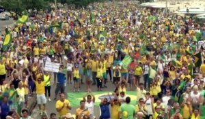 Brésil : Plus de 3 millions de manifestants réclament le départ de Roussef