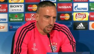 Euro 2016 - Ribéry encourage Deschamps à prendre Benzema