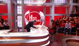 Grace Jones mime un orgasme dans "Le Petit Journal" - Regardez