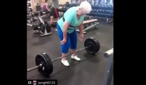 Cette mamie de 78 ans est capable de soulever des barres de plus de 100 kg