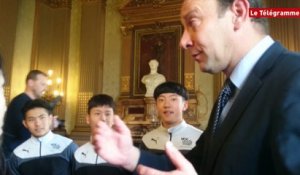 Vannes. L'ambassadeur de Chine découvre le Morbihan