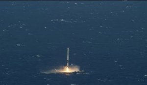 La fusée SpaceX réussit un atterrissage en pleine mer