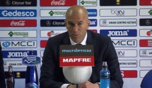 33e j. - Zidane souligne le professionnalisme de Benzema