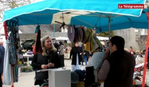 Quimper. Un marché s'installe au centre du bourg de Penhars