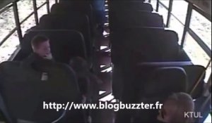 Une conductrice de bus sauve un enfant qui s'étouffe