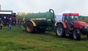 Cet agriculteur trouve une méthode efficace pour chasser des manifestants