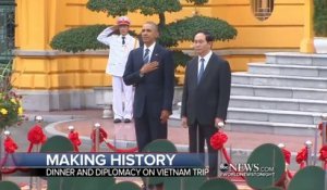 La visite d'Obama au Vietnam, à travers les télés américaines