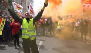 Contre la loi travail, 18.000 à 100.000 manifestants dans les rues de Paris - Le 26/05/2016 à 18h00