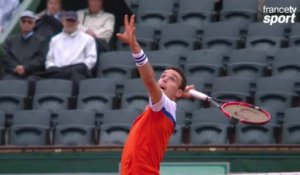 Le smash de Bautista Agut qui breake Djokovic