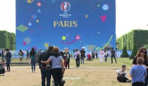 Fan zone du Champ-de-Mars: Les touristes se sentent en sécurité