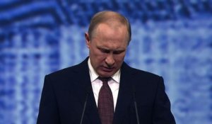 Poutine fait un pas vers les Européens après deux ans de sanctions