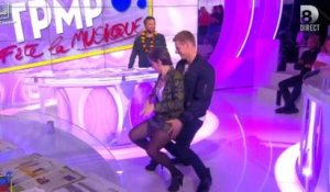 TPMP : Isabelle Morini-Bosc twerke pour Matthieu Delormeau et dévoile sa culotte sans le vouloir (vidéo)