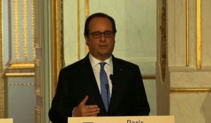 Brexit : Hollande veut bien laisser un peu de temps à May
