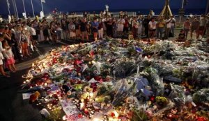 Attentat de Nice : le touchant hommage de Jean Dujardin