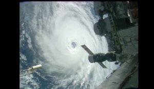 Time-lapse incroyable de trois ouragans filmés depuis l'ISS