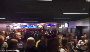 Un hall de l'aéroport de Francfort complètement évacué