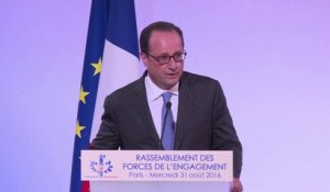 Hollande ironise à demi-mot sur Macron
