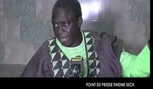 Thione prend la défense de Waly Seck et menace Mamadou Mouhamed Ndiaye