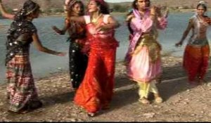 Sun Baat Sawanriya Mhari - Krishan Gendleela - Rajasthani Devotional Songs