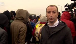 Comment les télés dans le monde évoquent l'évacuation du camp de Calais
