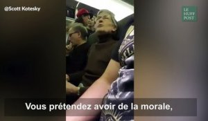 Elle se fait virer d'un avion après avoir critiqué Trump