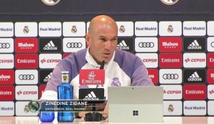12e j. - Zidane : "Benzema est dans le groupe"