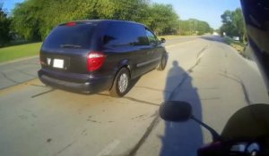 La vengeance d'un motard contre un automobiliste dangereux