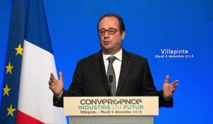 Hollande confie à Cazeneuve la "mission" de "protéger" les Français
