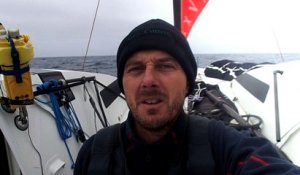 J46 : Une nouvelle grand voile de fortune pour Stéphane Le Diraison / Vendée Globe