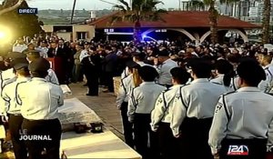 Funérailles du policier Erez Lévy lors de la démolition du village bédouin