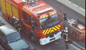 découvrez cette spectaculaire explosion dans un immeuble, lors d’un incendie à Toulouse