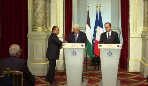 Hollande espère qu'Israël revienne sur la loi pour les colons