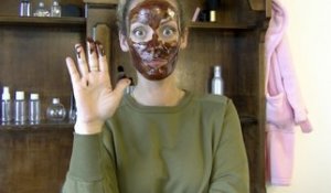 Vidéo : Do It Yourself : Masque au chocolat pour le visage !