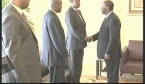 Le president a reçu le PDG de Orange-France Telecom et le Ministre de la défense Rwanda
