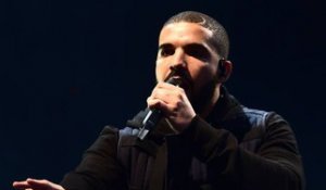 Drake : Le rappeur arrête son concert pour faire une surprise à un fan