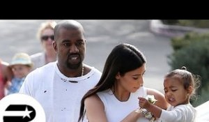 Kim Kardashian et Kanye West fêtent Pâques en famille.