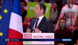 Présidentielle 2017 : Benoît Hamon frappe fort