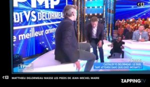 TPMP : Matthieu Delormeau masse les pieds de Jean-Michel Maire (Vidéo)
