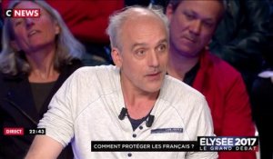 Philippe Poutou : "Fillon, que des histoires, plus on fouille plus on sent la corruption"