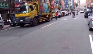 Taïwan : un camion-poubelles à musique