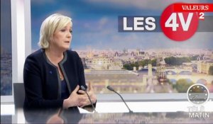 Marine Le Pen enfonce François Hollande