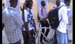 Lycée Cheikh Oumar Foutillou Tall un élève poignarde son professeur