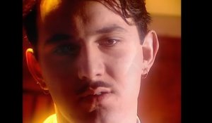 Soft Cell - Say Hello, Wave Goodbye