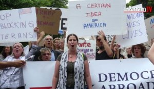 Des Américains anti-Trump manifestent dans le 16e