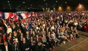 Marine Le Pen : démonstration de force à Villepinte
