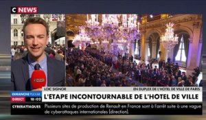 Passation de pouvoir : Emmanuel Macron à l'Hôtel de ville